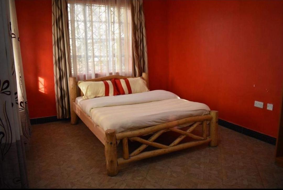 Buens Lugar Hotel Nanyuki Esterno foto